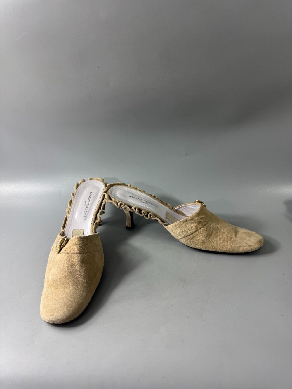 MAUD FRIZON Paris Cream Suede Leather Pumps, Size 37 1/2